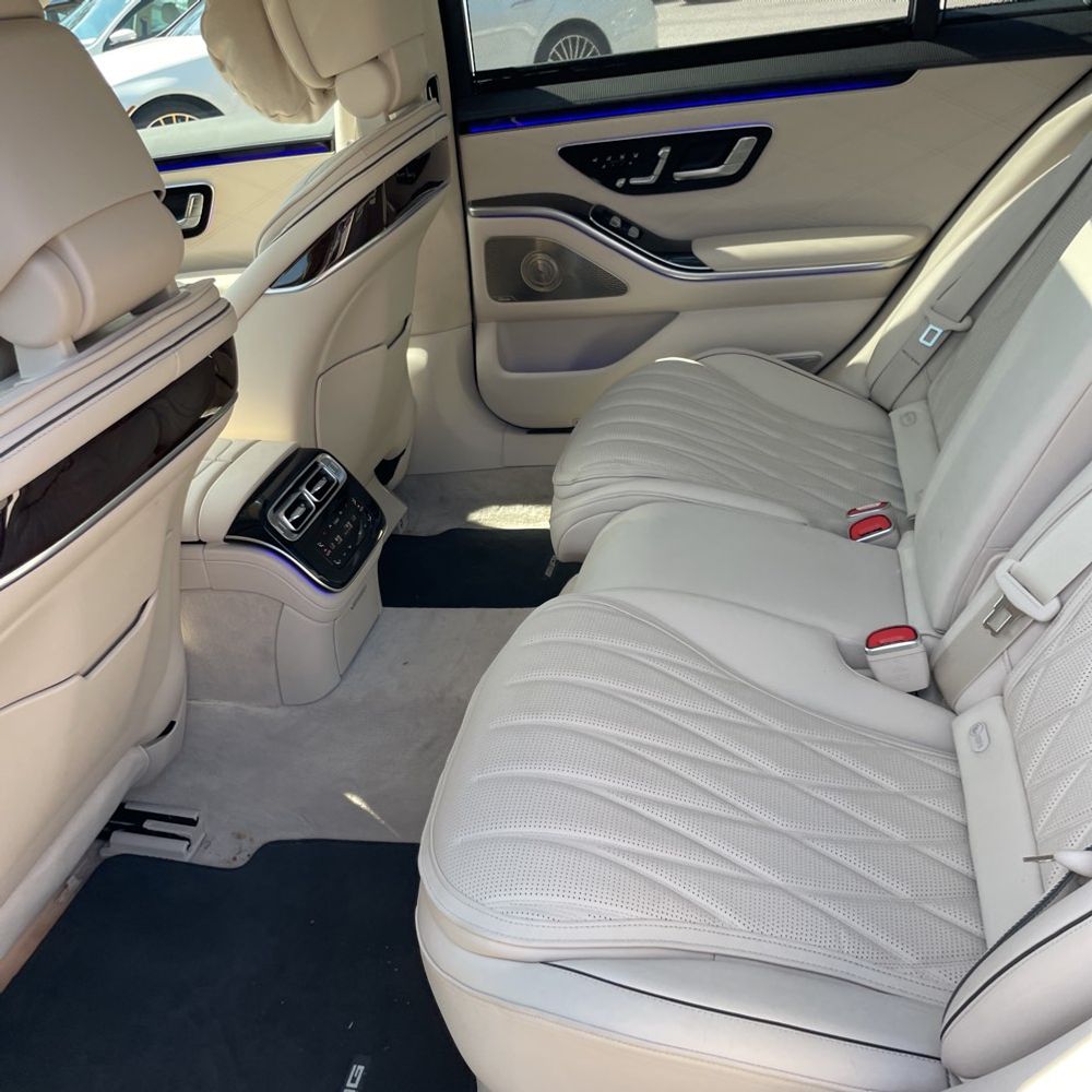 2025 Mercedes-Benz AMG S 63 E - Image 25