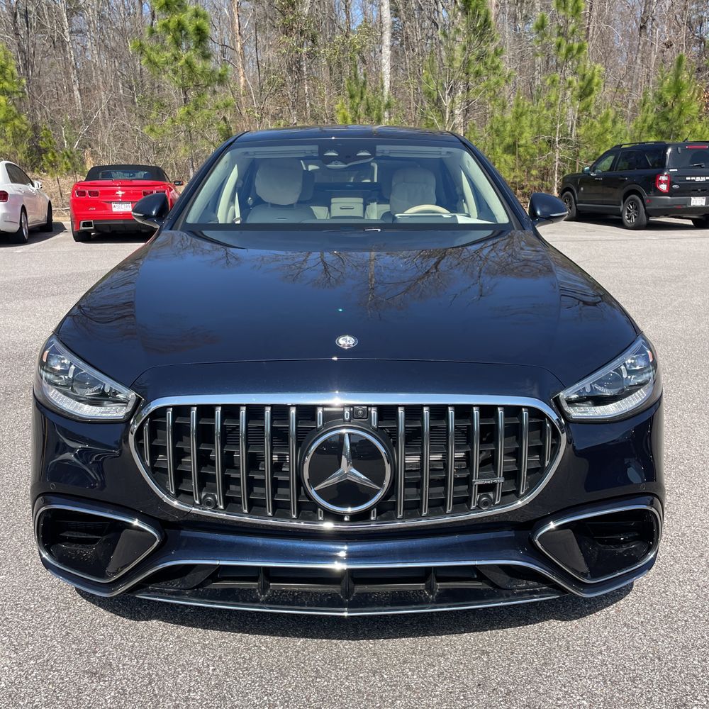 2025 Mercedes-Benz AMG S 63 E - Image 37