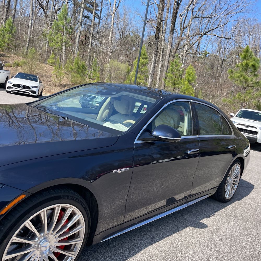 2025 Mercedes-Benz AMG S 63 E - Image 40