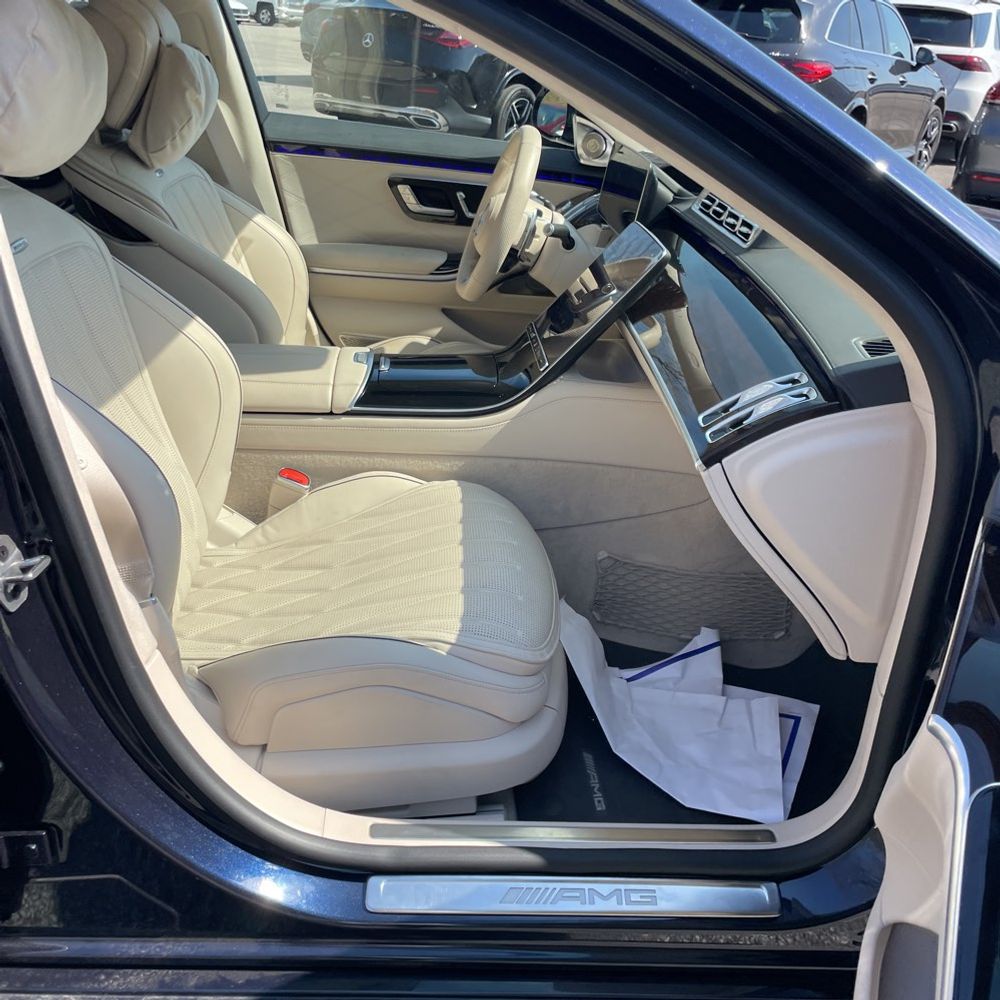 2025 Mercedes-Benz AMG S 63 E - Image 50