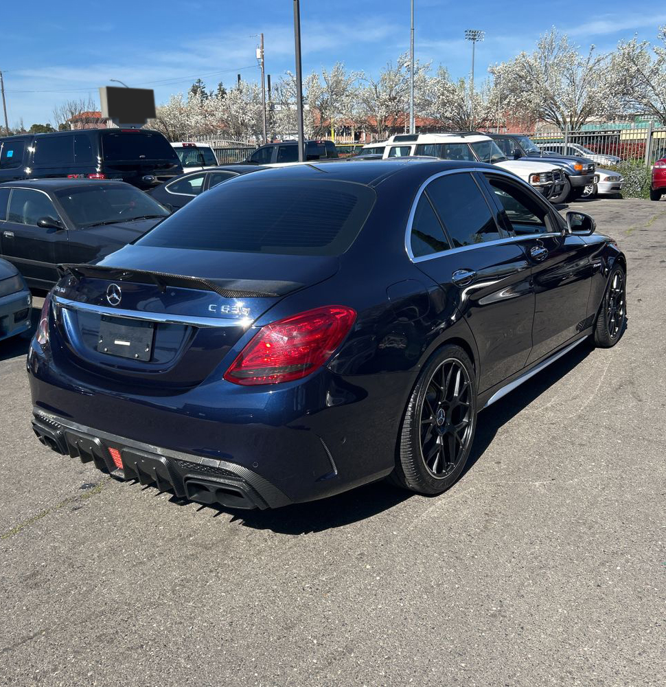 2017 Mercedes-Benz C-Class - Image 4