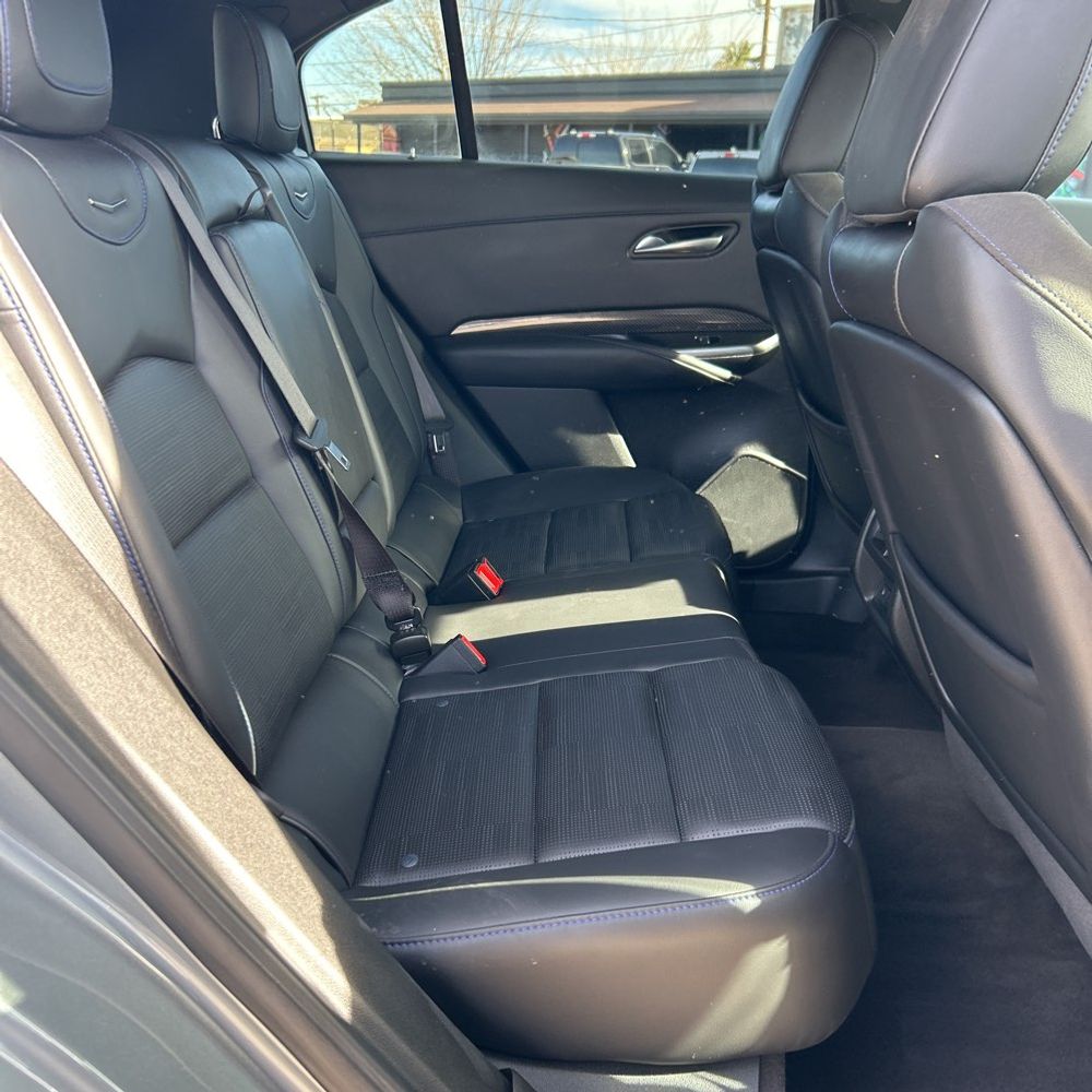 2024 Cadillac XT4 - Image 2