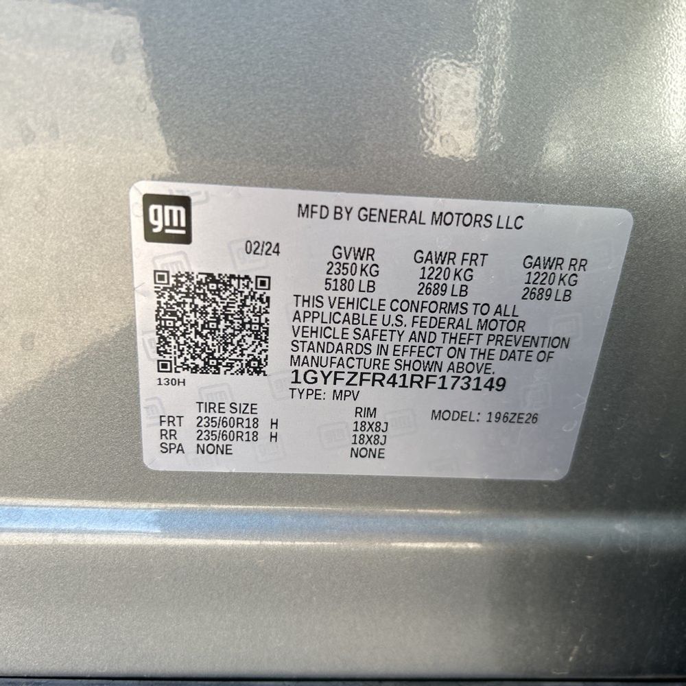 2024 Cadillac XT4 - Image 8