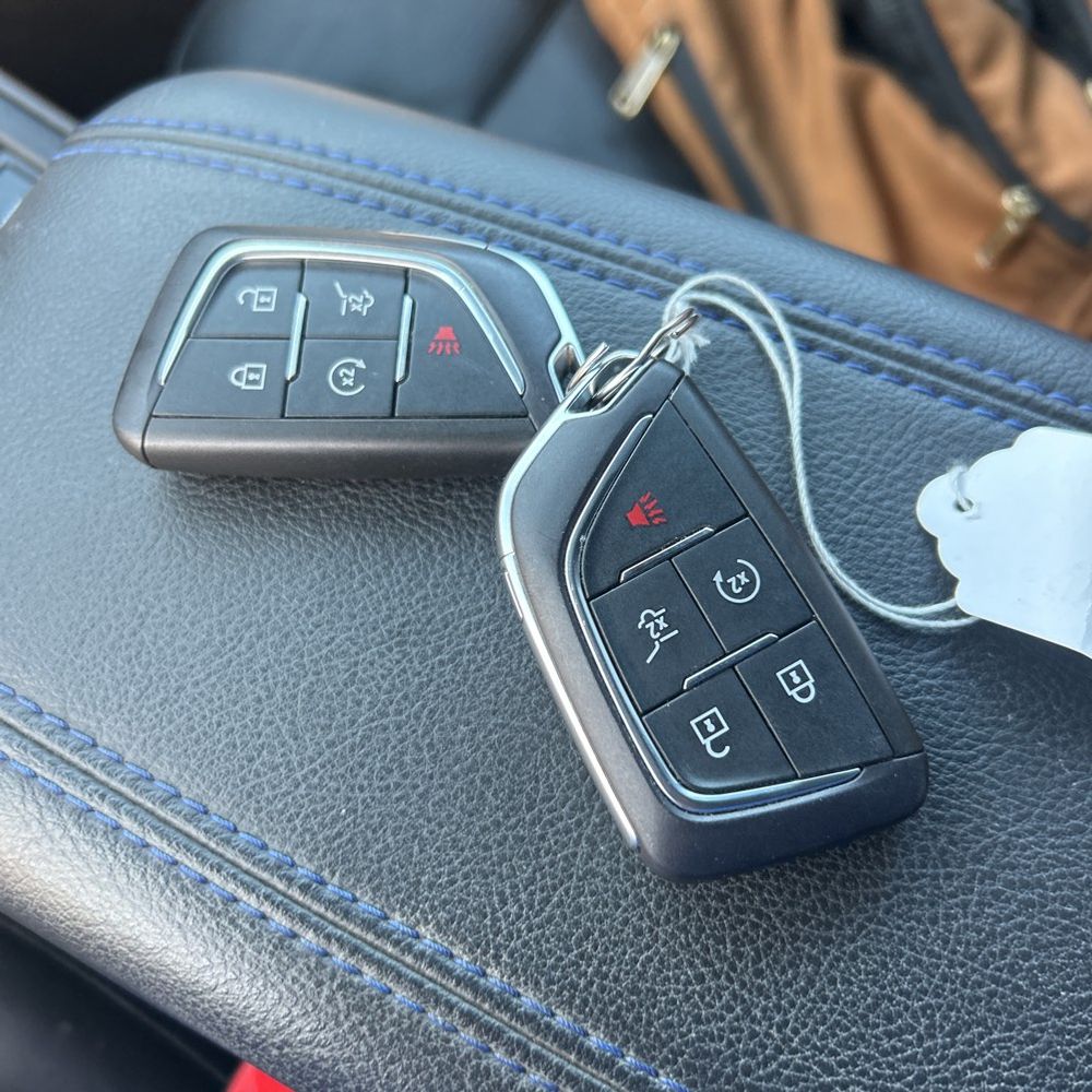 2024 Cadillac XT4 - Image 34