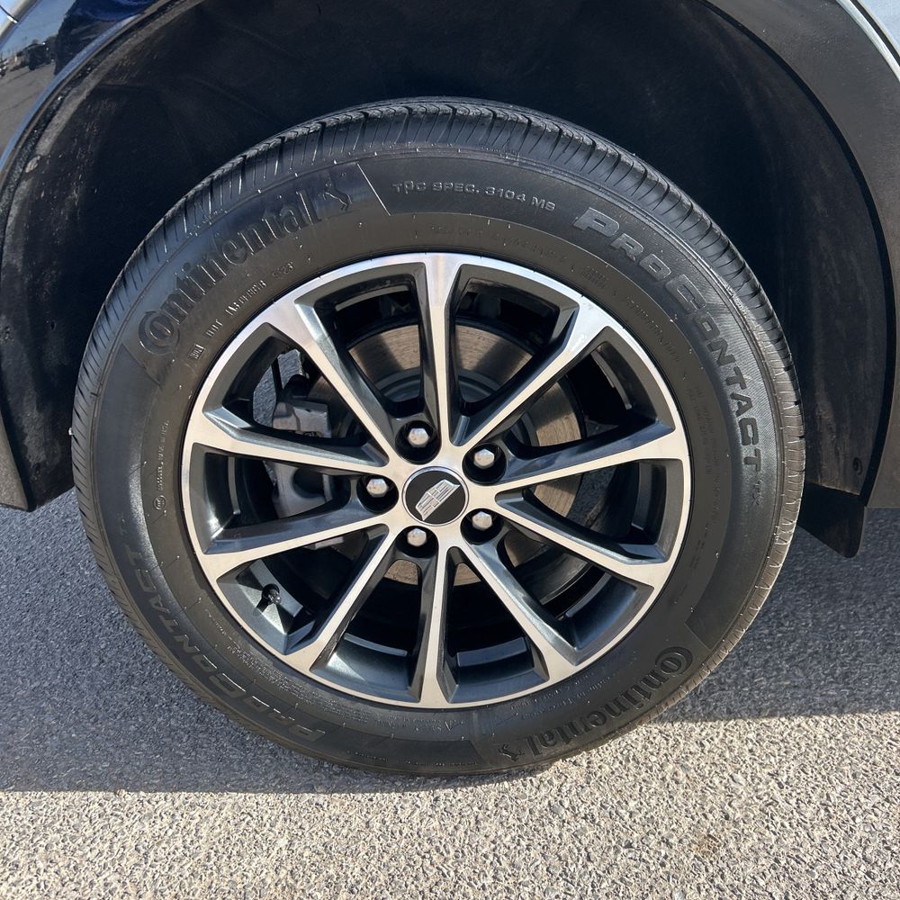 2024 Cadillac XT4 - Image 42