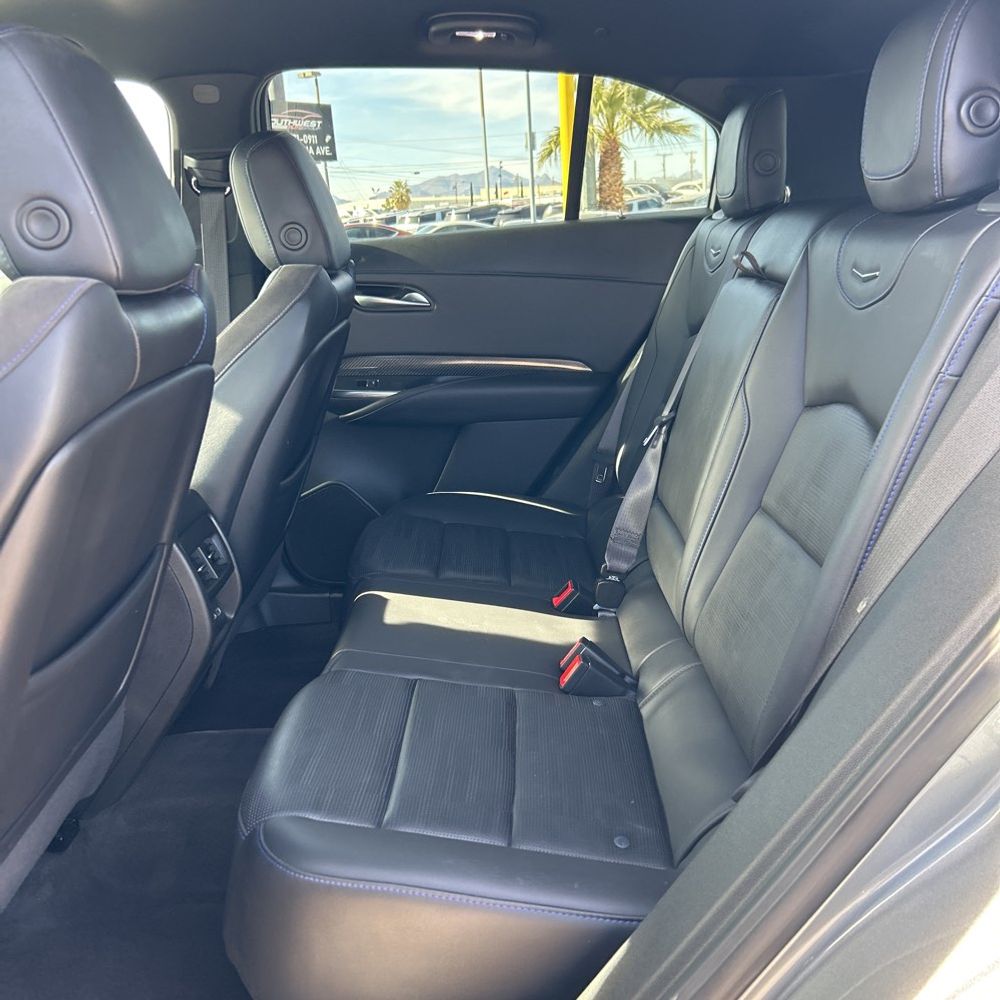 2024 Cadillac XT4 - Image 52