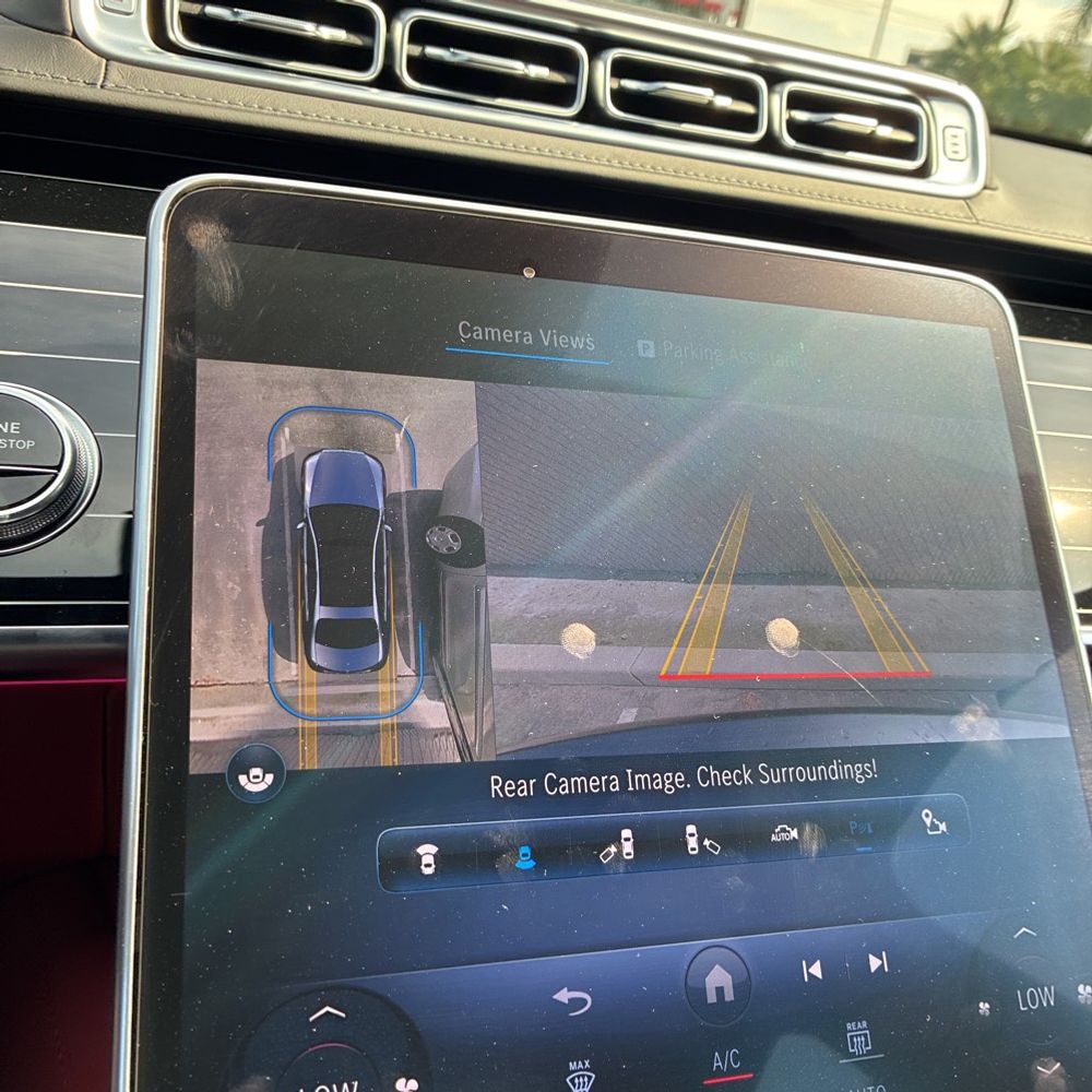 2023 Mercedes-Benz S-Class - Image 13