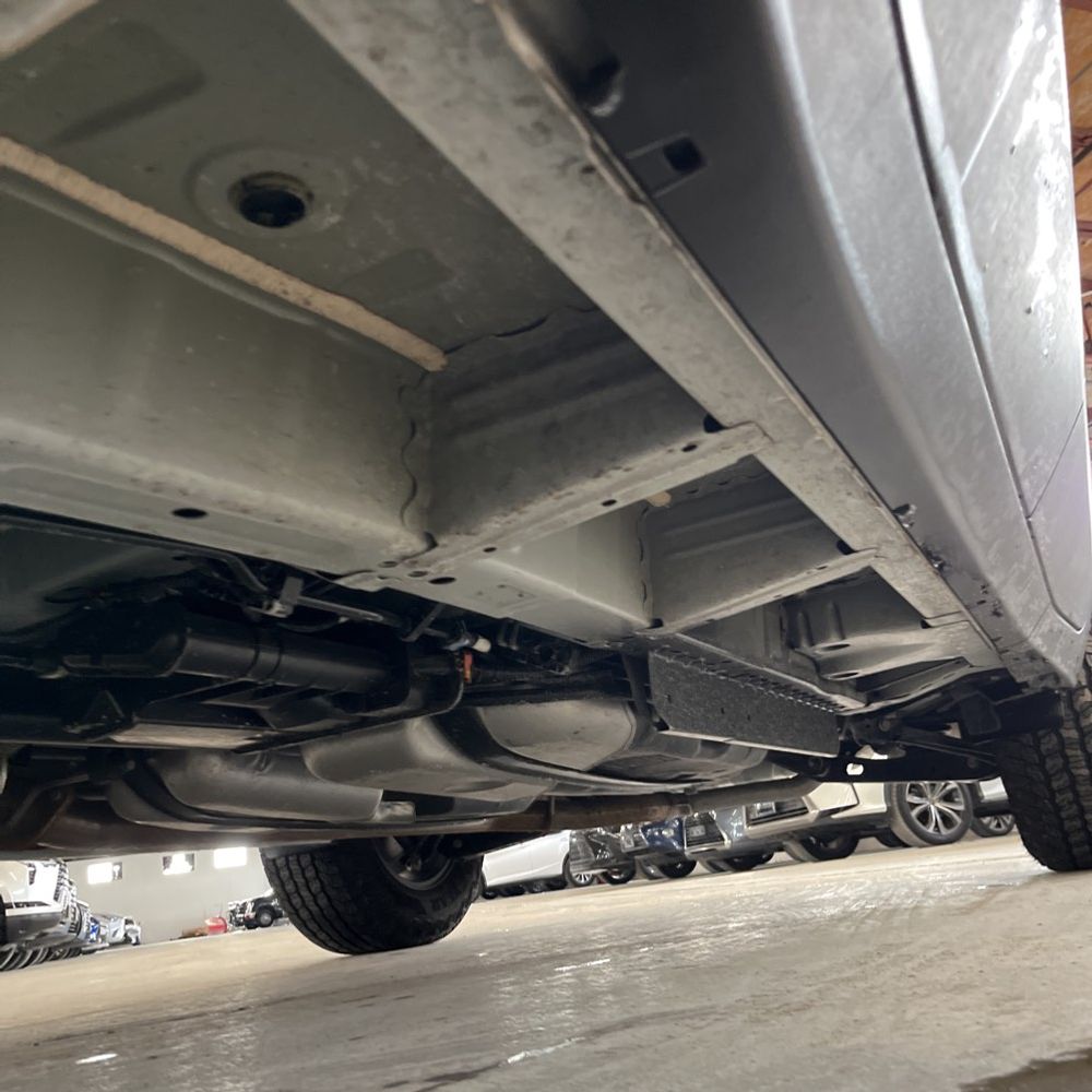 2025 GMC Acadia - Image 36