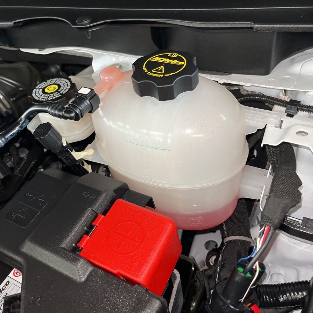 2025 GMC Acadia - Image 47