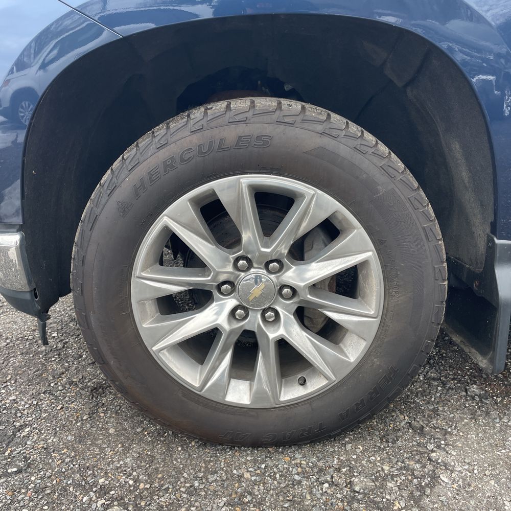 2022 Chevrolet Silverado 1500 Limited - Image 30