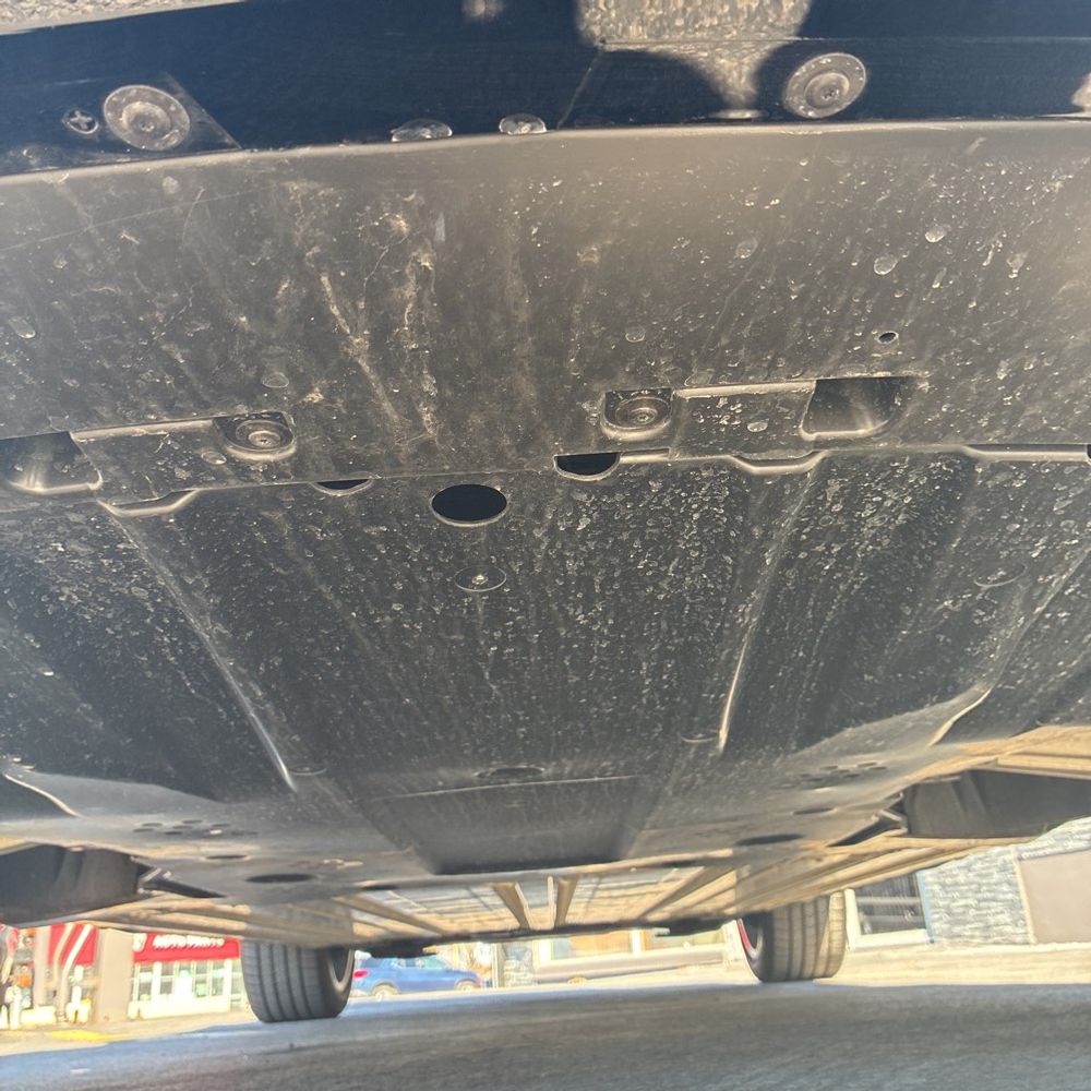 2026 Cadillac Vistiq Sport - Image 17