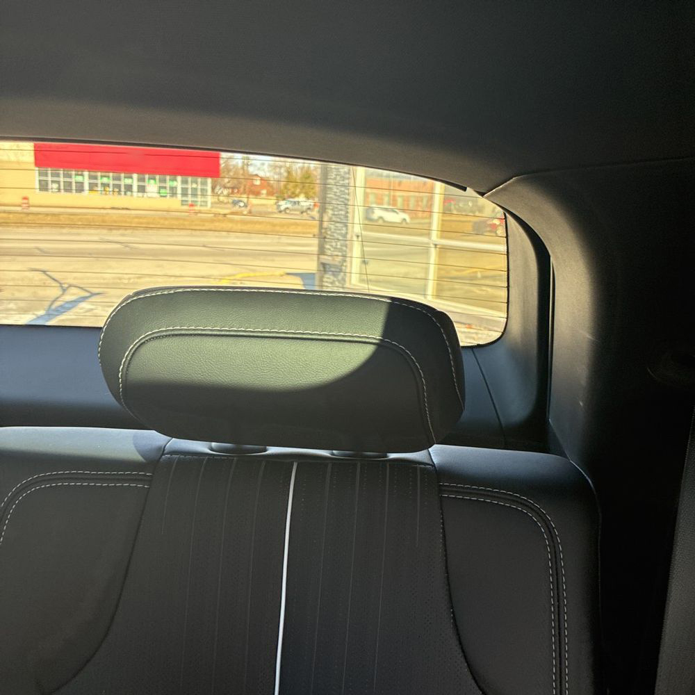 2026 Cadillac Vistiq Sport - Image 19