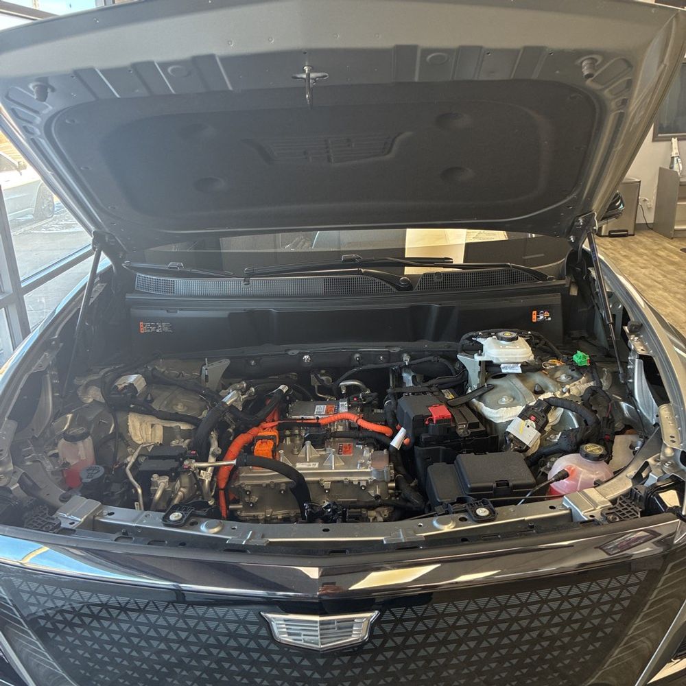 2026 Cadillac Vistiq Sport - Image 29