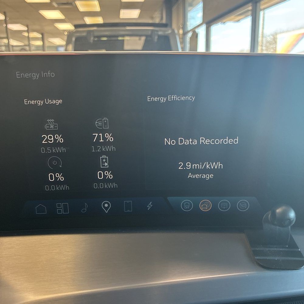 2026 Cadillac Vistiq Sport - Image 44