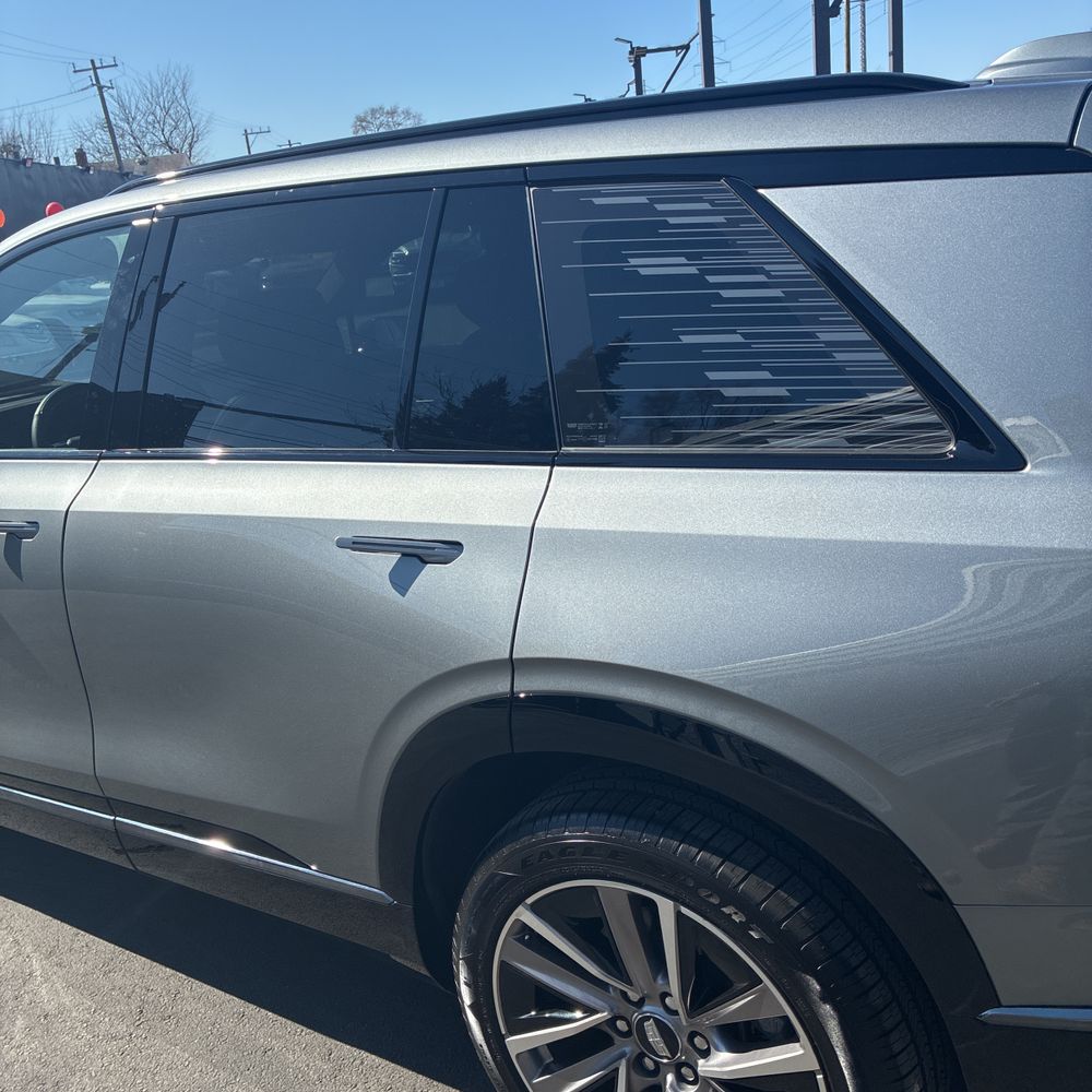 2026 Cadillac Vistiq Sport - Image 54