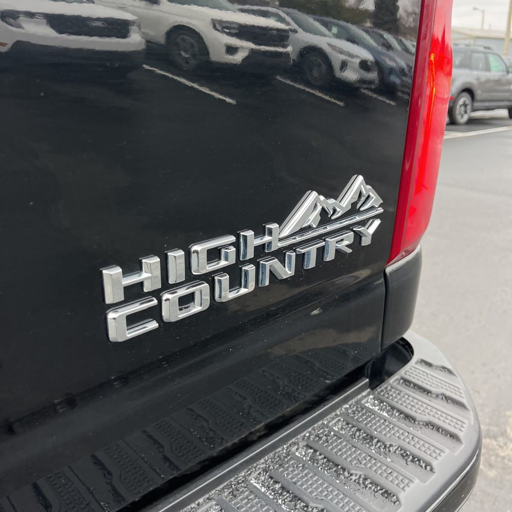 2023 Chevrolet Silverado 3500 - Image 32