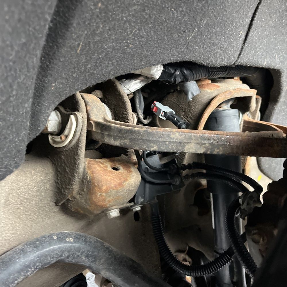 2023 Chevrolet Silverado 3500 - Image 33