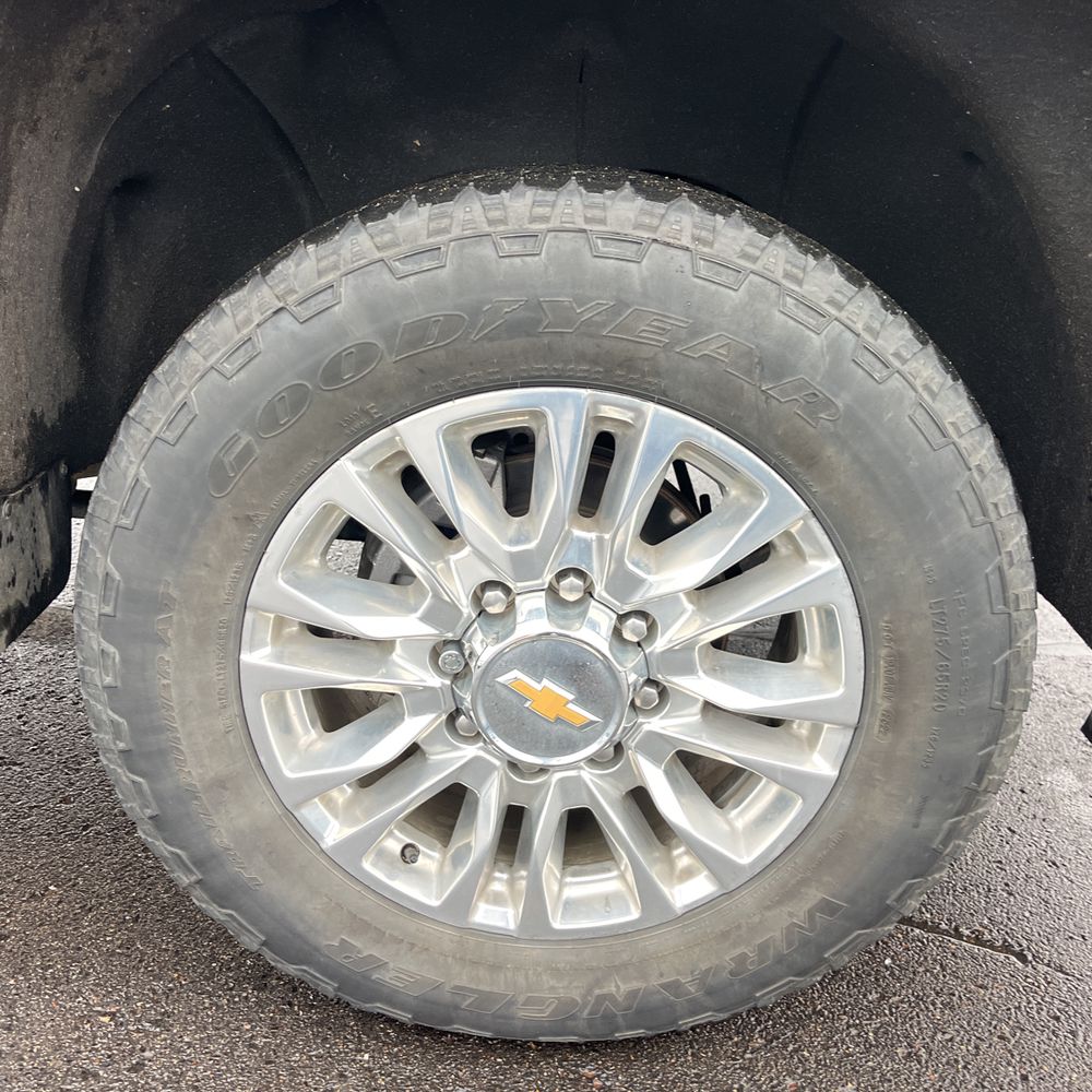 2023 Chevrolet Silverado 3500 - Image 60