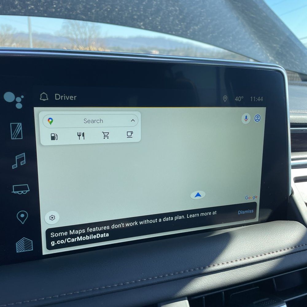 2023 Chevrolet Suburban - Image 8