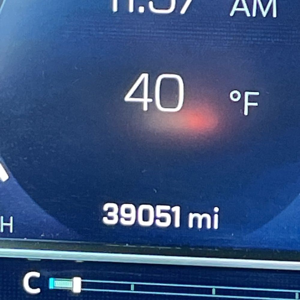 2023 Chevrolet Suburban - Image 13