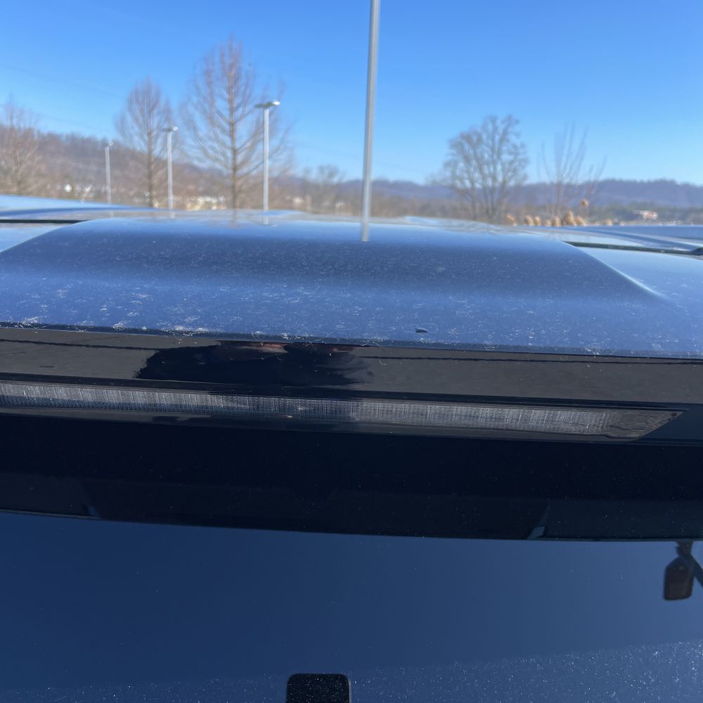 2023 Chevrolet Suburban - Image 24