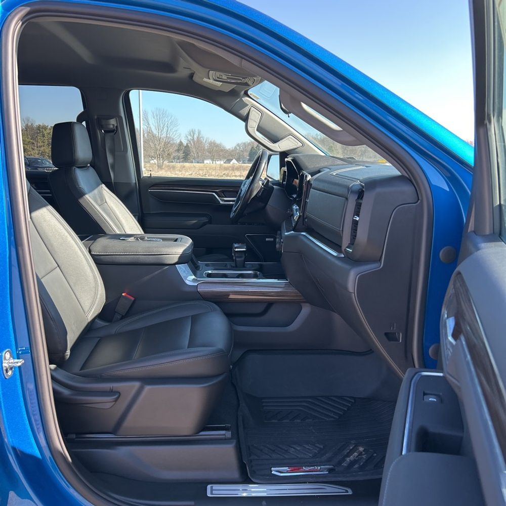 2022 Chevrolet Silverado 1500 - Image 10