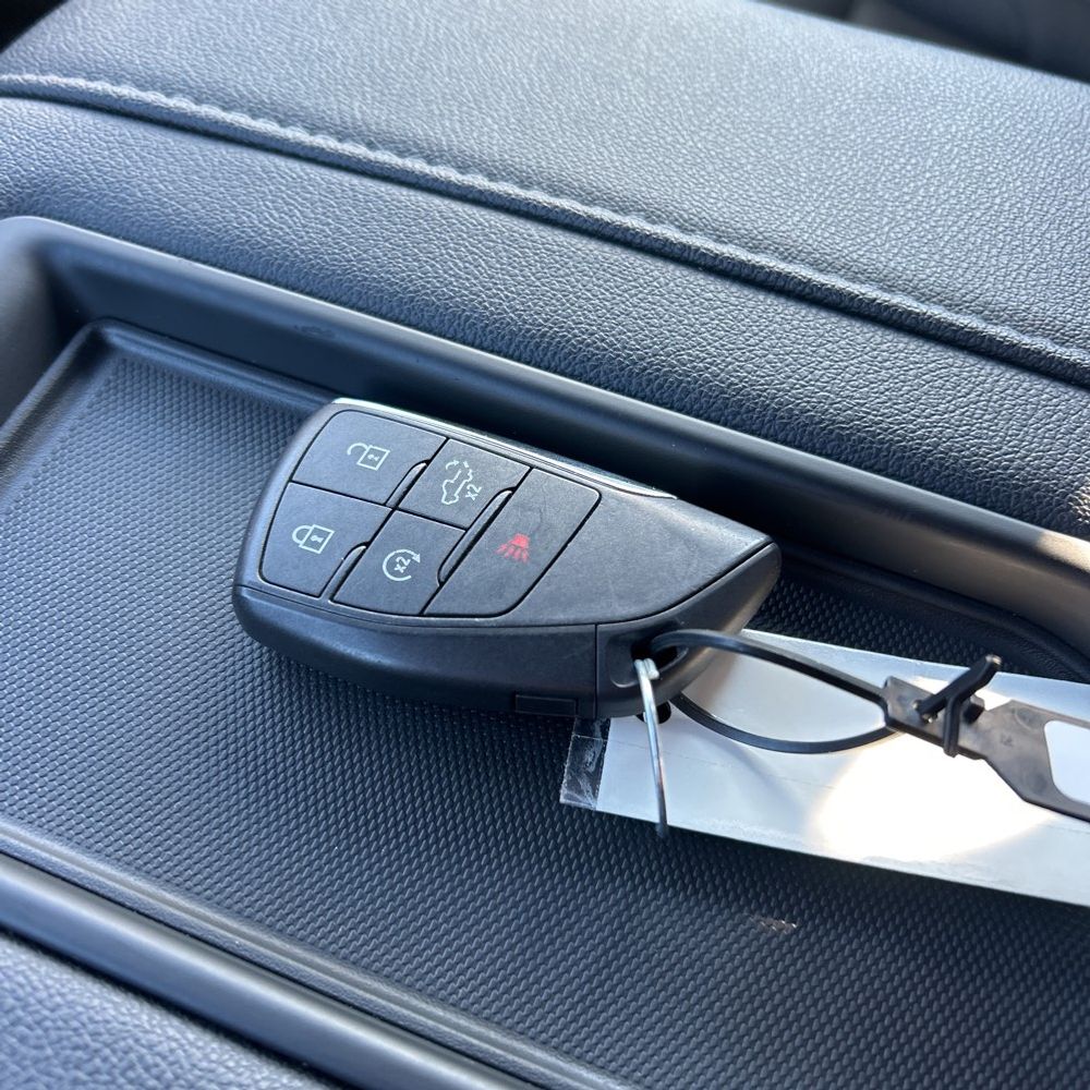 2022 Chevrolet Silverado 1500 - Image 18