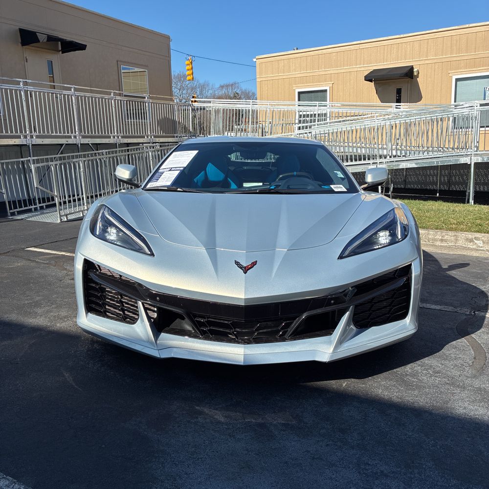 2023 Chevrolet Corvette - Image 39