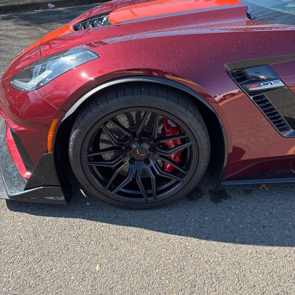 2017 Chevrolet Corvette - Image 5